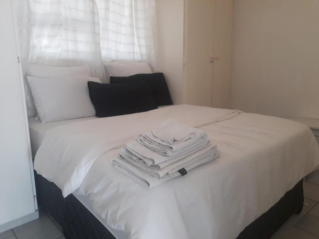 The Apartment On Katherine Street In Central Sandton Йоханнесбург Экстерьер фото